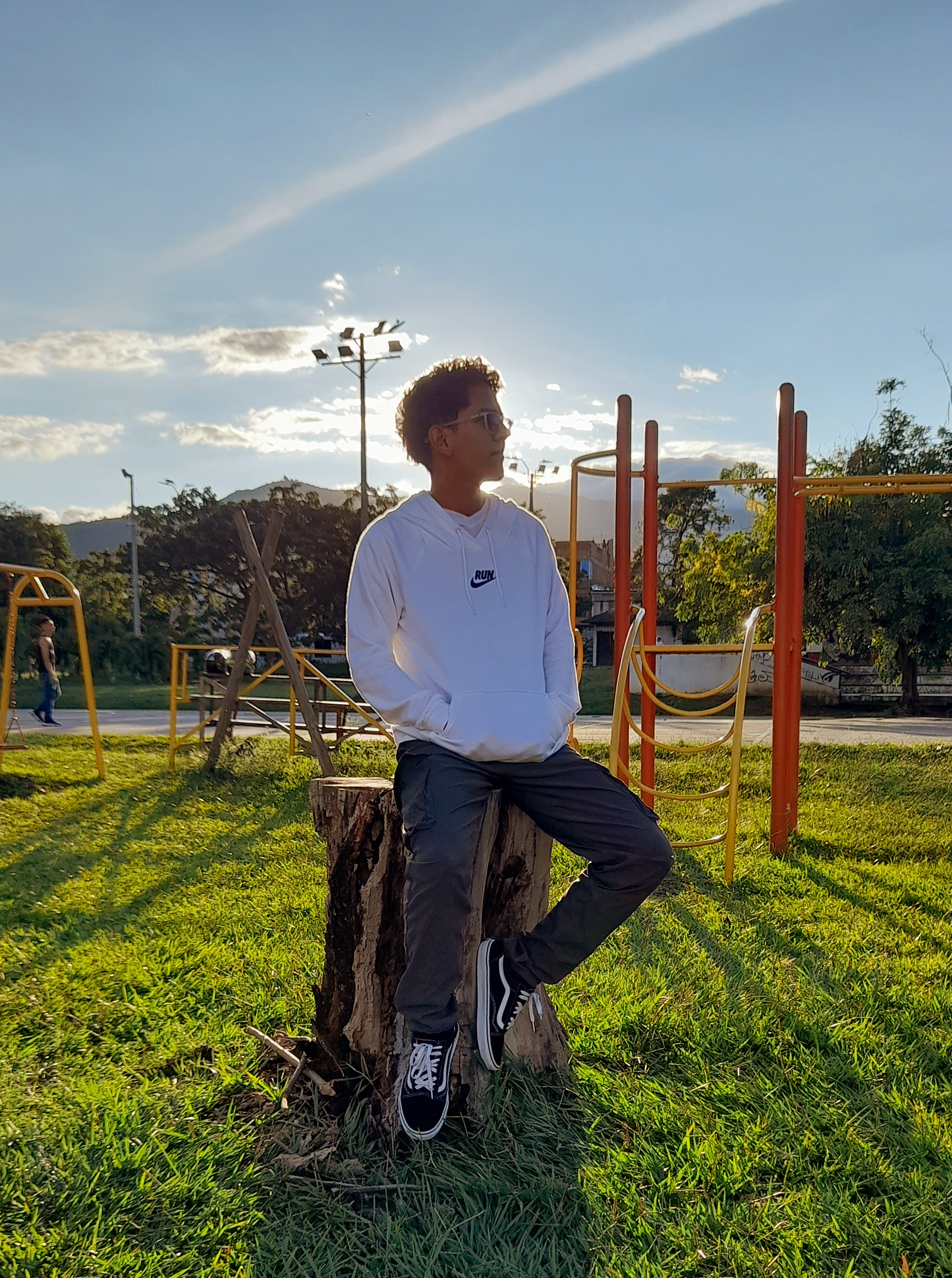 Sebas, Diseñador Gráfico y Creativo de VoidWorld Studio